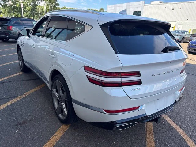 Used 2021 White Genesis 3.5T Prestige image 7