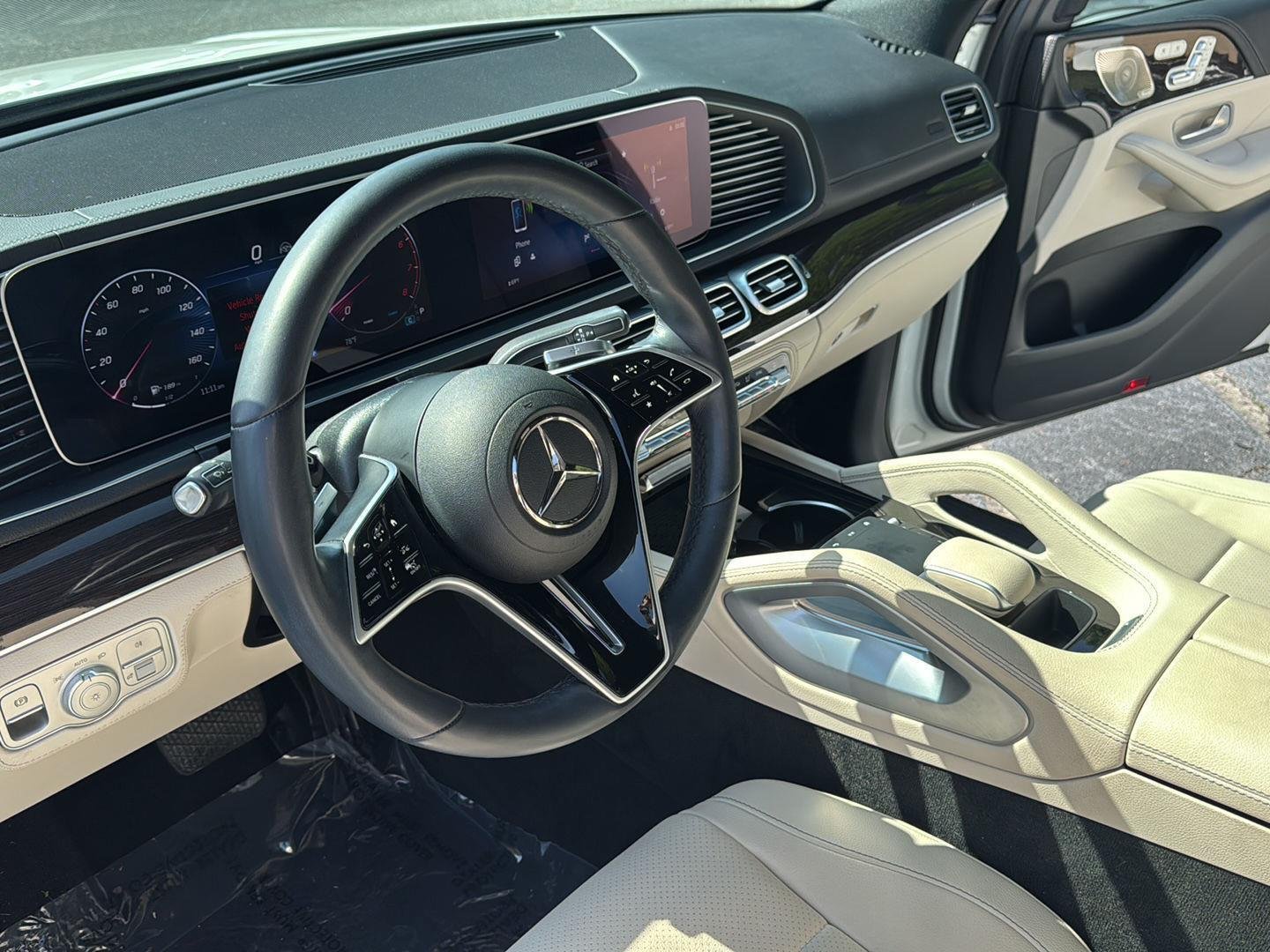 Used 2024 Polar White Mercedes-Benz GLE 450 image 19