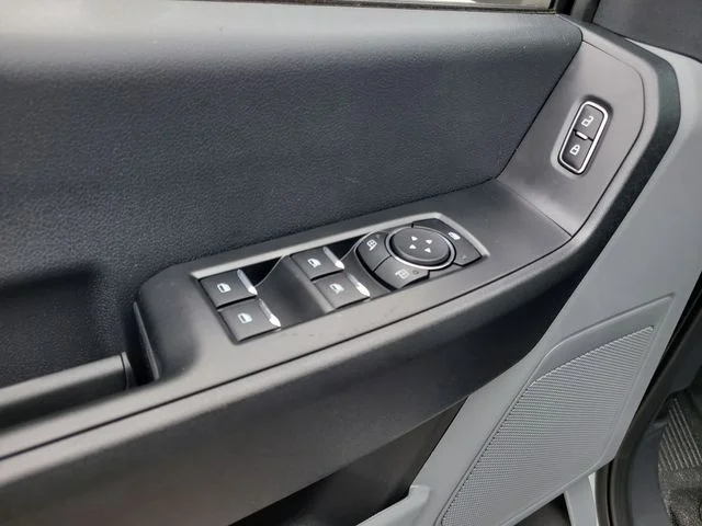 New 2026 Oxford White Ford XL image 18