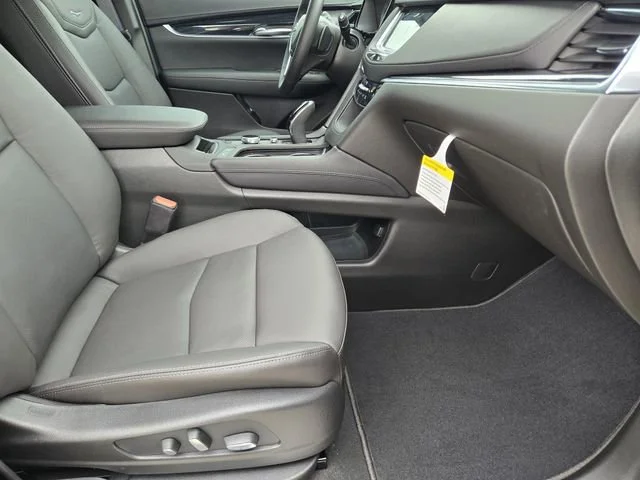 2026 Cadillac XT5 Premium Luxury - Photo 10