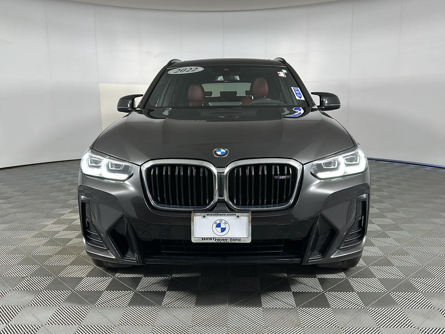 Used 2022 Dark Graphite Metallic BMW M40i image 4