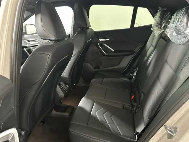 Used 2026 Dune Grey Metallic BMW xDrive28i image 18