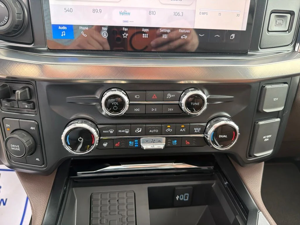 New 2026 Agate Black Metallic Ford King Ranch image 64