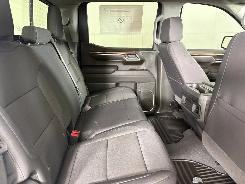 New 2026 Summit White Chevrolet LT image 20