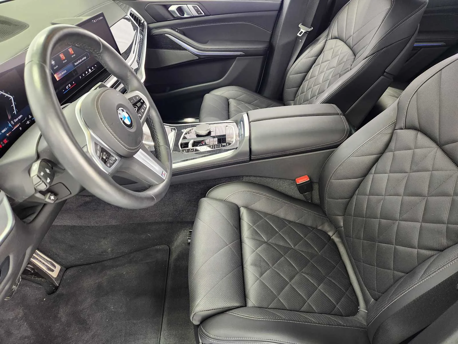 Used 2024 Brooklyn Grey Metallic BMW sDrive40i image 9