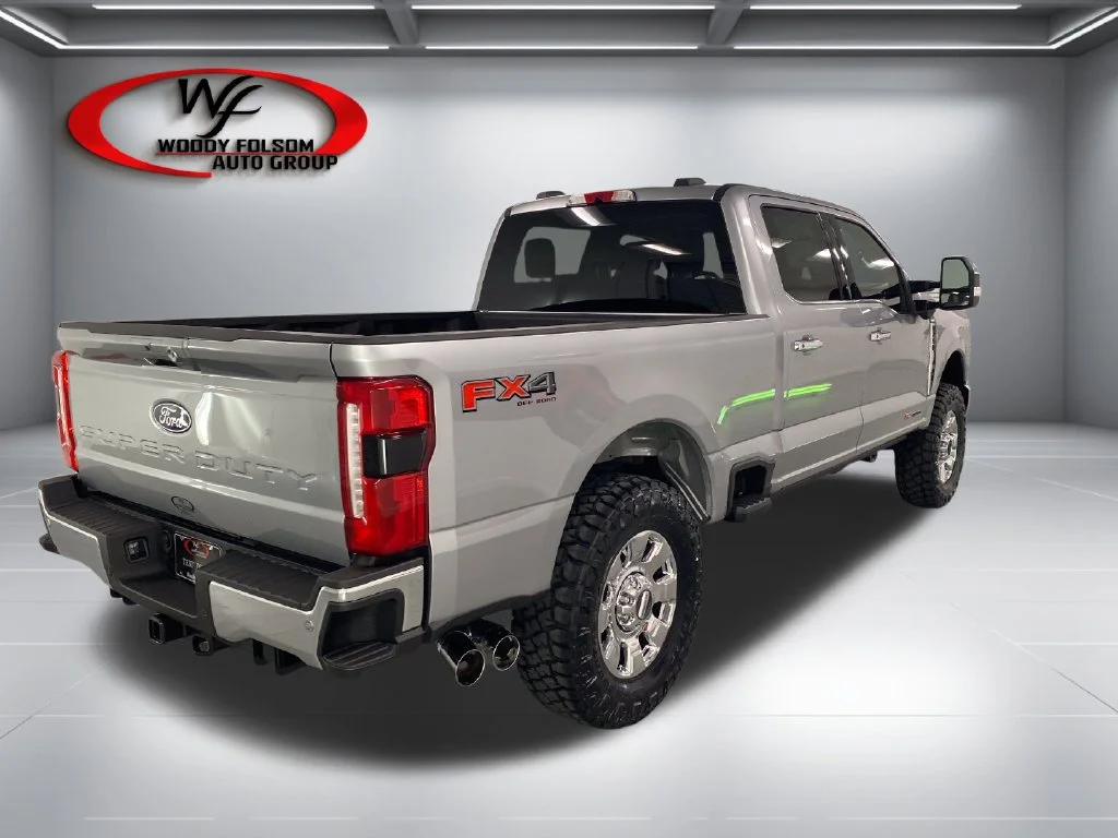 New 2027 Silver Ford Lariat image 8