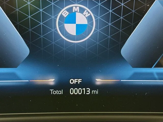 2025 BMW 3 Series 330i - Photo 12