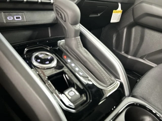 2026 Chevrolet Colorado Work Truck - Photo 10