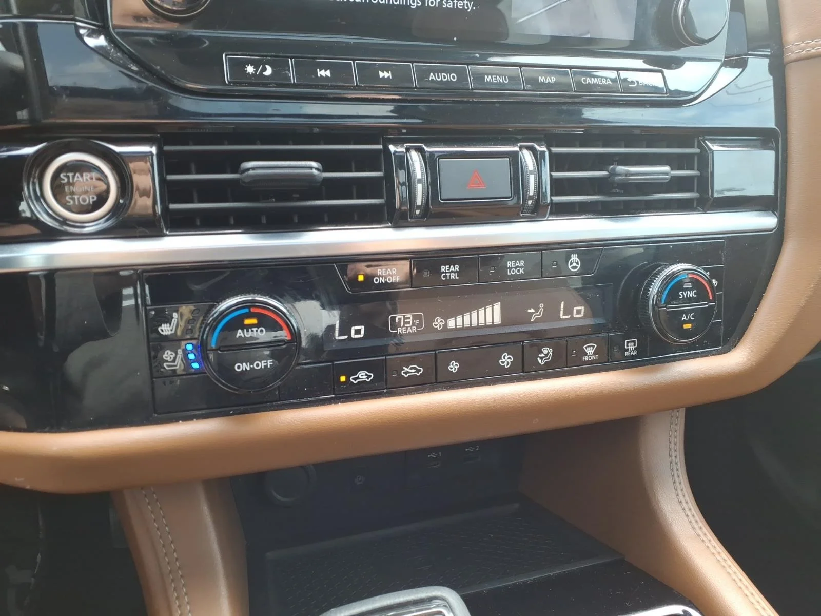 2023 Nissan Pathfinder Platinum Silver at Robbins Nissan