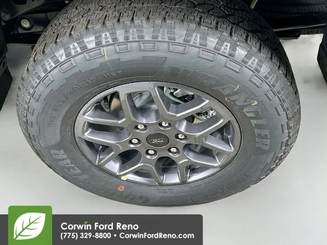New 2026 Carbonized Gray Metallic Ford XLT image 32