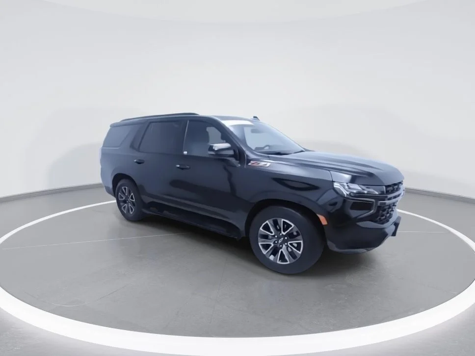 Used 2022 Black Chevrolet Z71 image 8