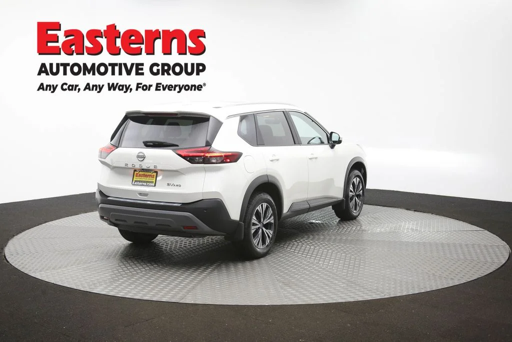 Used 2023 White Nissan SV image 42