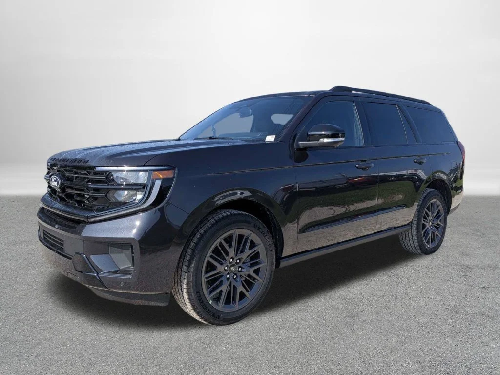 New 2027 Dark Matter Gray Metallic Ford Platinum image 7