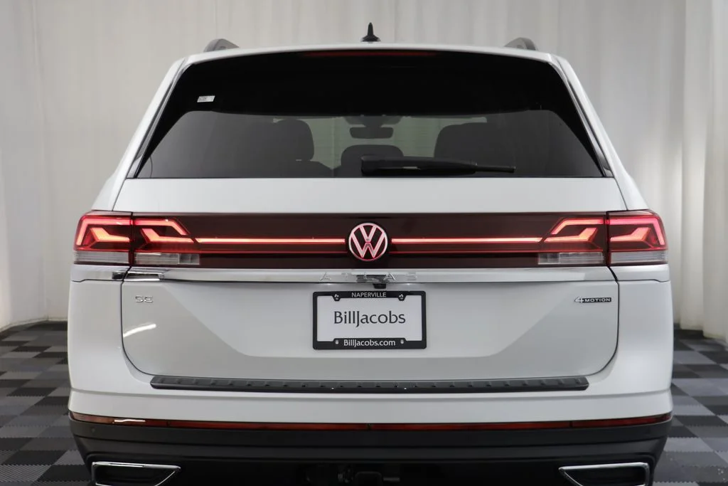 New 2026 Opal White Volkswagen SE w/Technology image 16