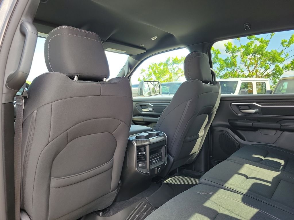 New 2026 Granite Crystal Metallic Clear-Coat Exterior Paint RAM Big Horn/Lone Star image 16