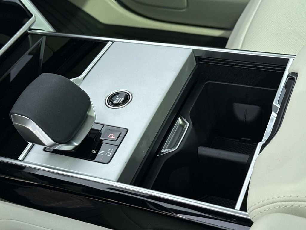 New 2026 Varesine Blue Land Rover SE 7 Seats image 5