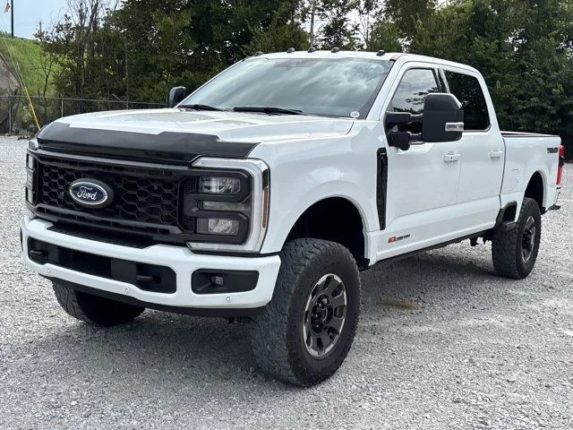 Used 2024 White Ford Lariat image 8