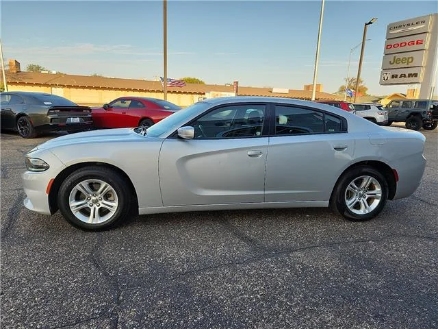 Used 2022 Silver Dodge SXT Rear-Wheel Drive image 2