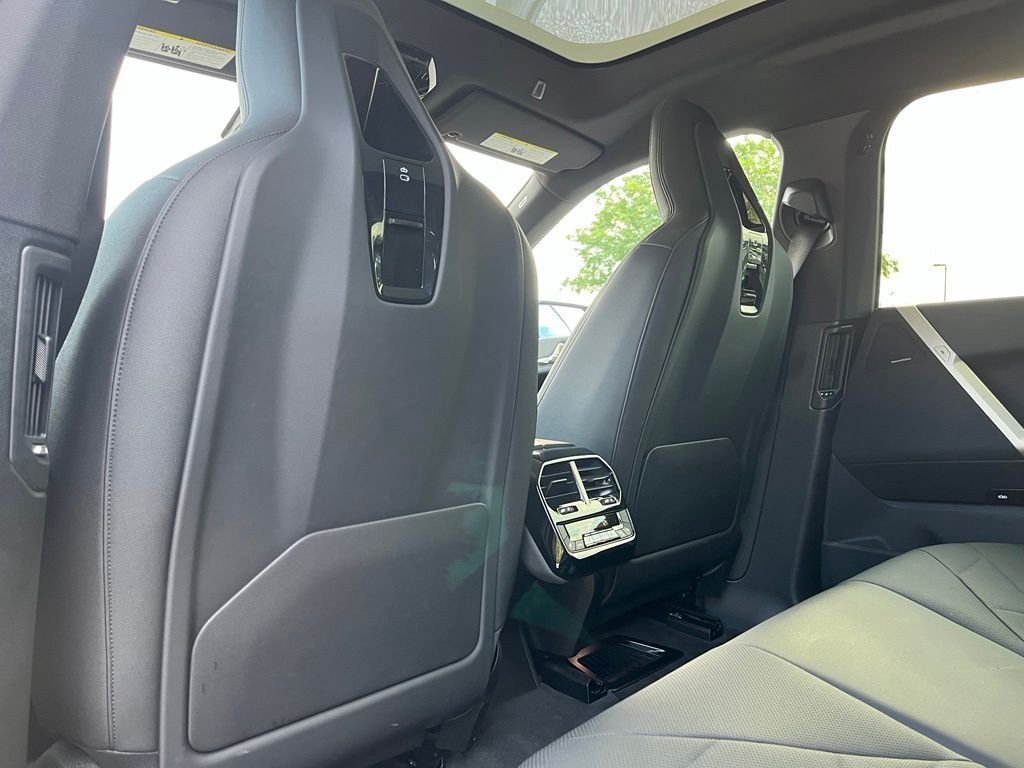 Certified Used 2024 Gray BMW xDrive50 image 23