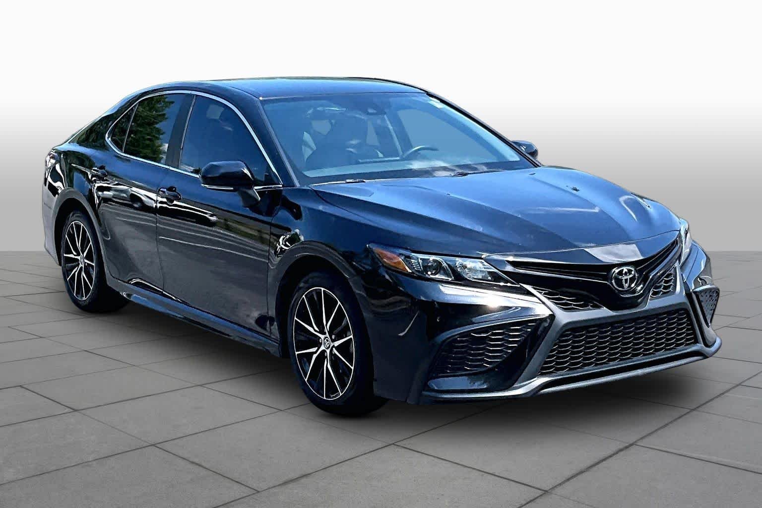 Used 2024 Midnight Black Metallic Toyota SE image 3