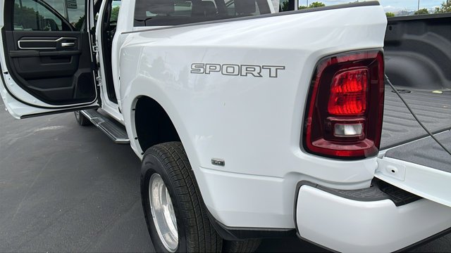 New 2026 Bright White Clear-Coat Exterior Paint RAM Big Horn image 15