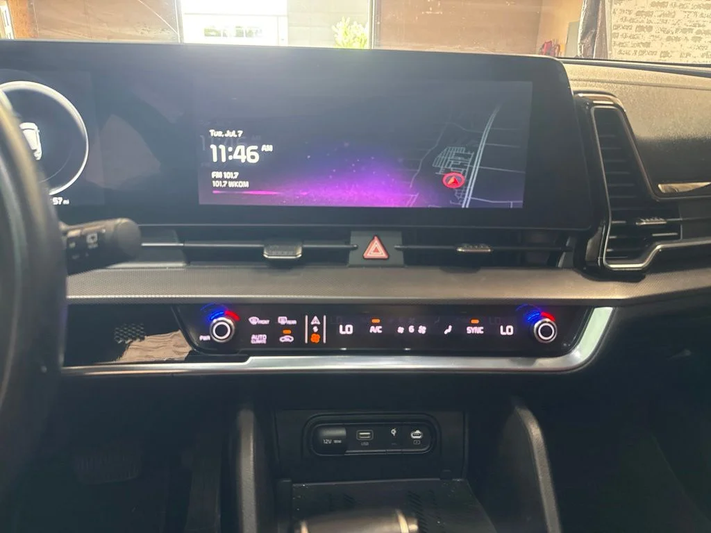 Used 2023 Wolf Gray Kia SX image 18