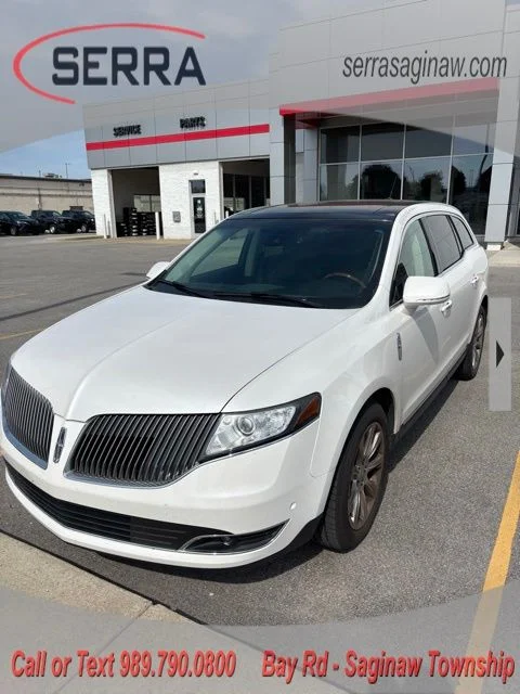 2014 Lincoln MKT's photo