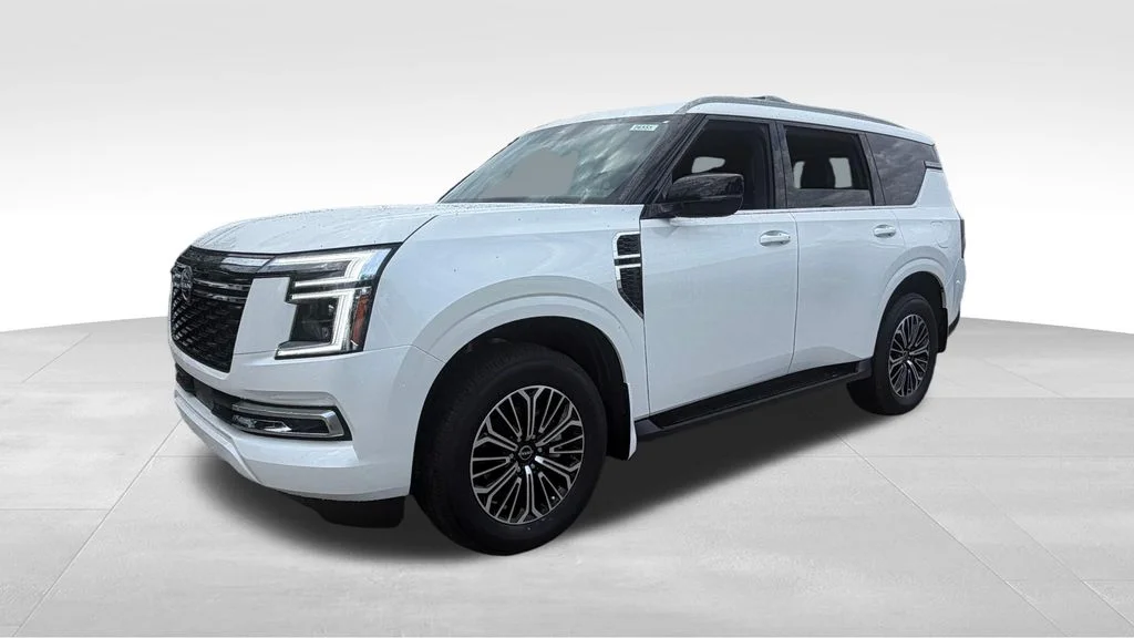 New 2026 White Nissan SL image 3