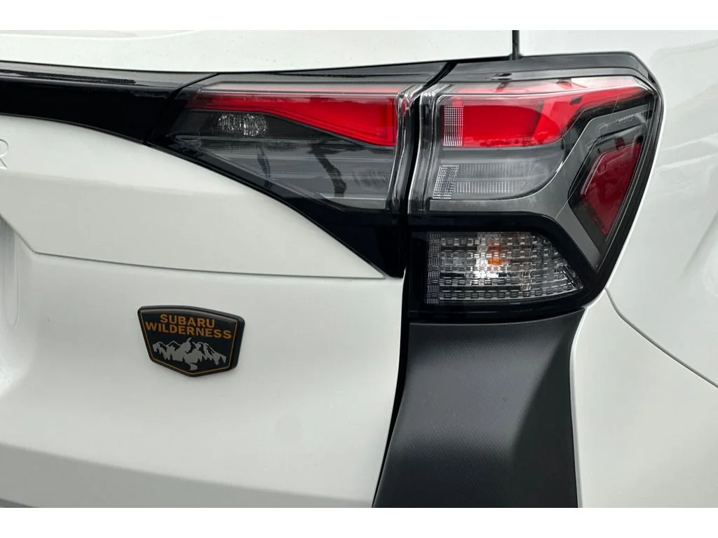 New 2026 CRYSTAL WHITE PEARL Subaru Wilderness image 25