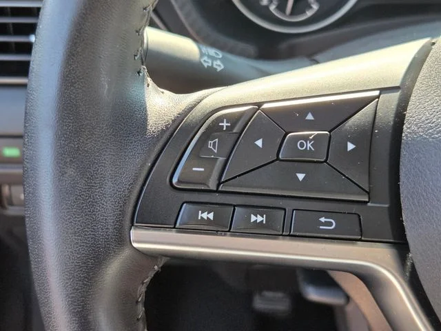 Used 2021 Gray Nissan SV image 26