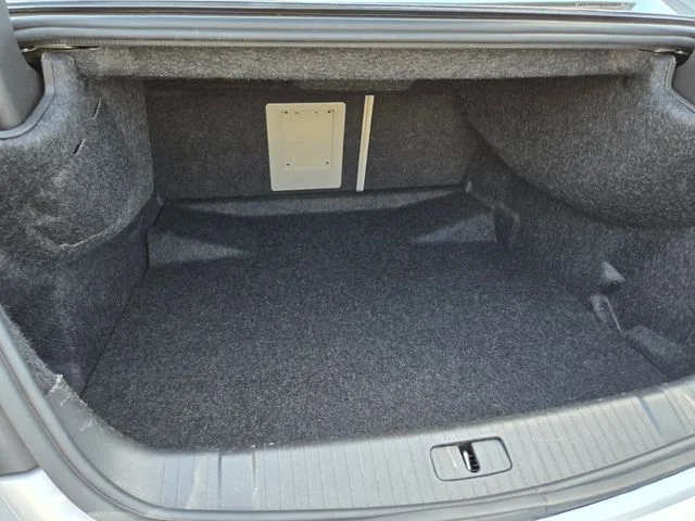 Used 2011 Silver Buick CXL image 17