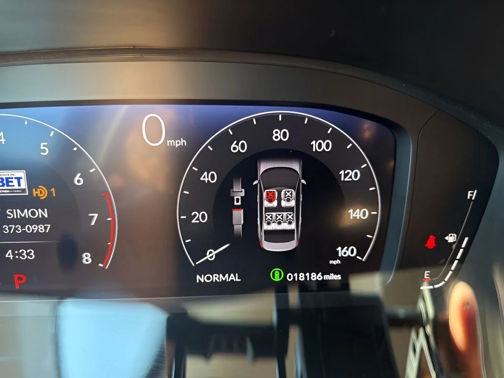 Used 2023 Silver Honda Touring image 23