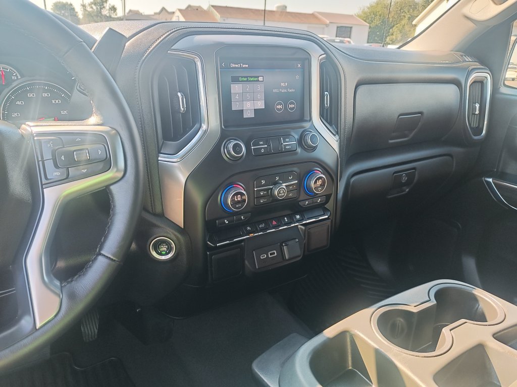 Used 2022 Gray Chevrolet LT image 20