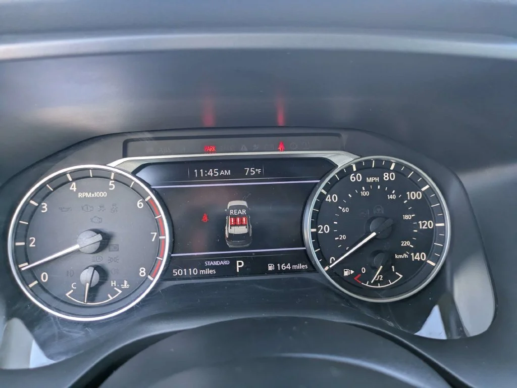 Used 2024 Gray Nissan SV image 27