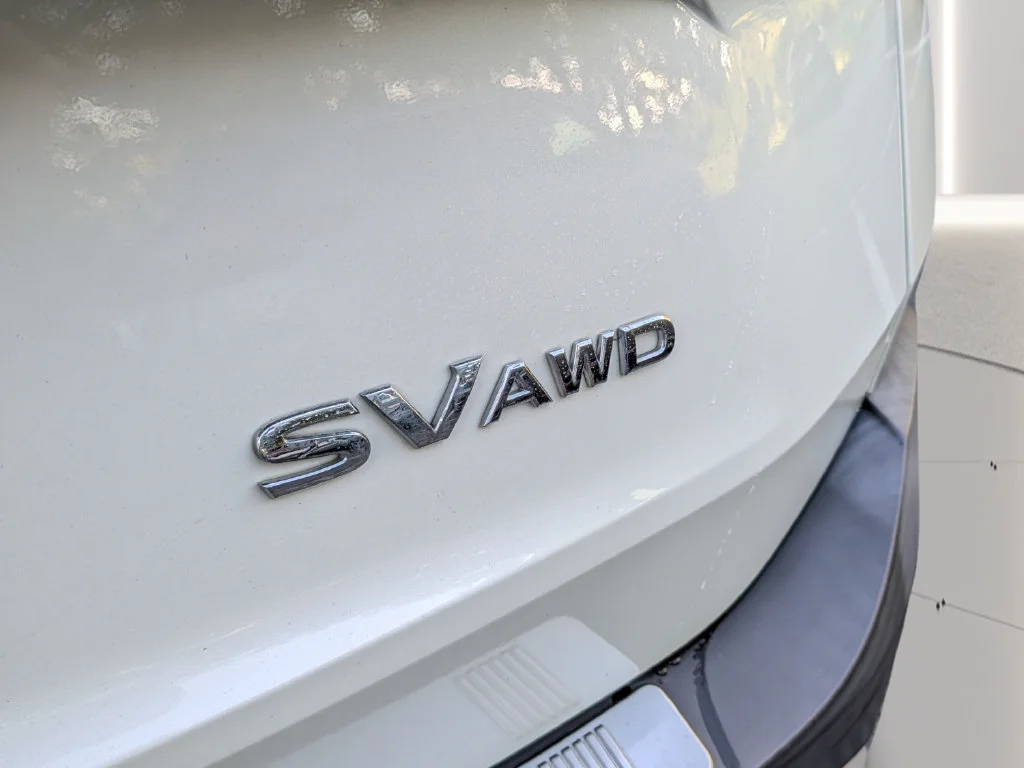 Used 2021 White Nissan SV image 10