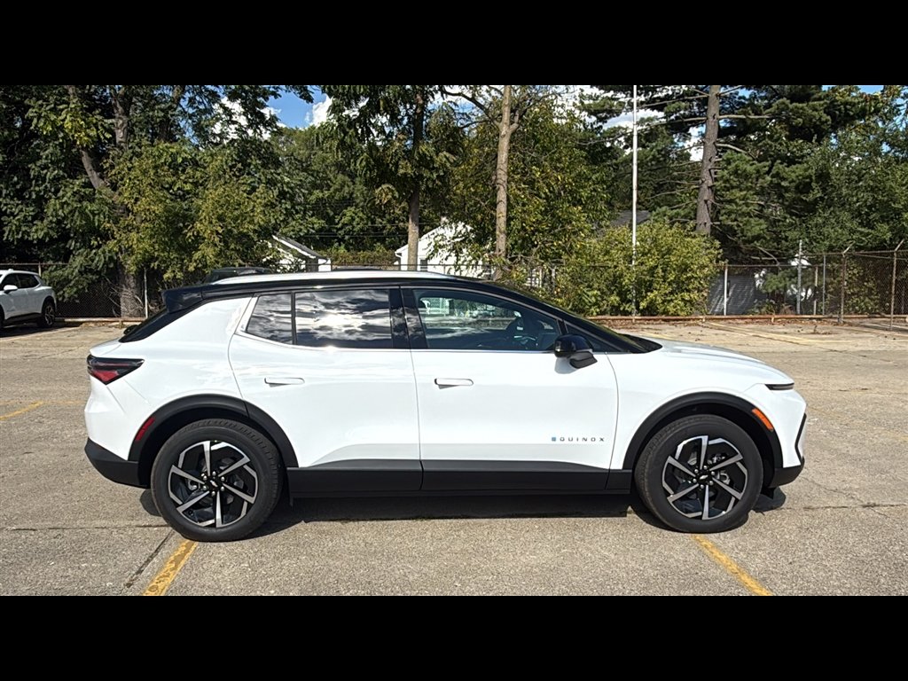 2026 Chevrolet Equinox EV 2LT - Photo 6