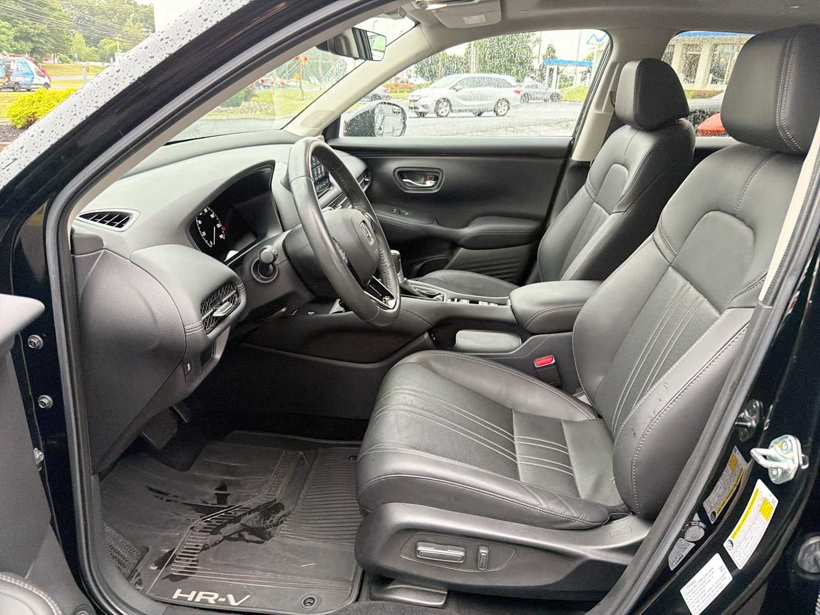 2024 Honda HR-V EX-L - Photo 11