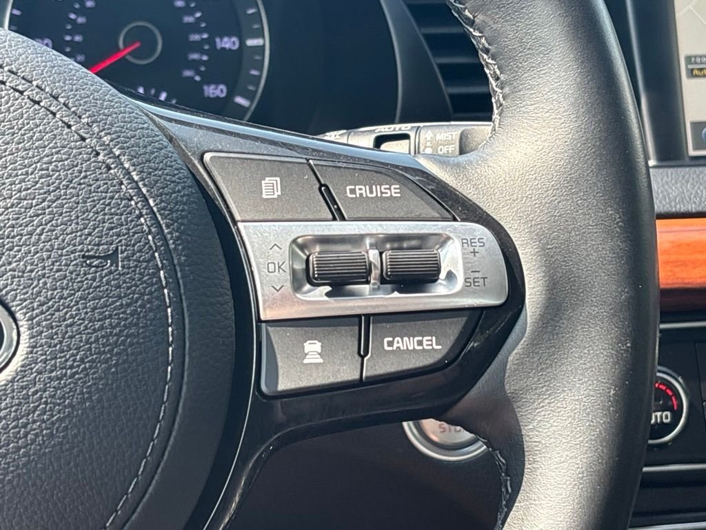 Used 2019 Gray Kia Technology image 28