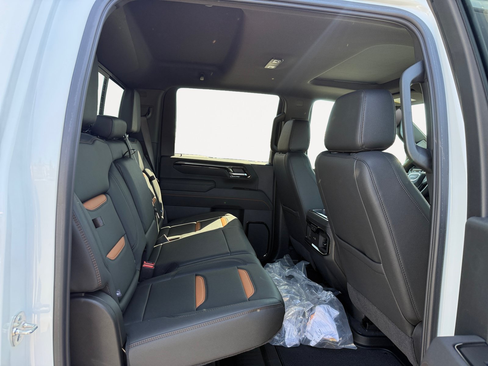New 2026 Summit White GMC AT4 image 18