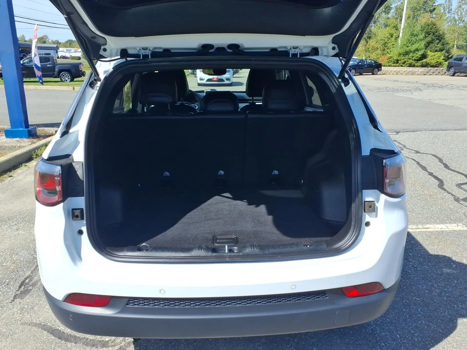 Used 2025 Bright White Clearcoat Jeep Limited image 12