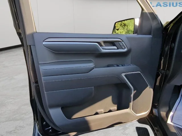 Used 2022 Black Chevrolet LT image 16
