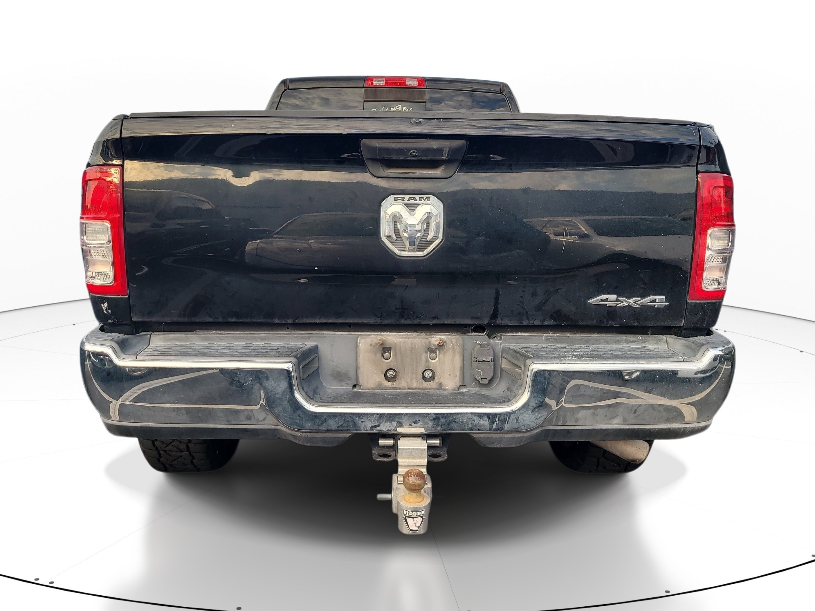Used 2020 Diamond Black Crystal Pearlcoat Ram Tradesman image 5