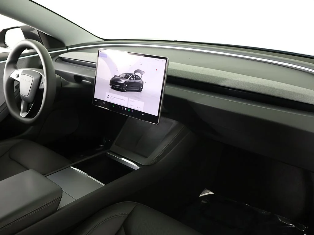 Used 2025 Stealth Gray Tesla Long Range image 31