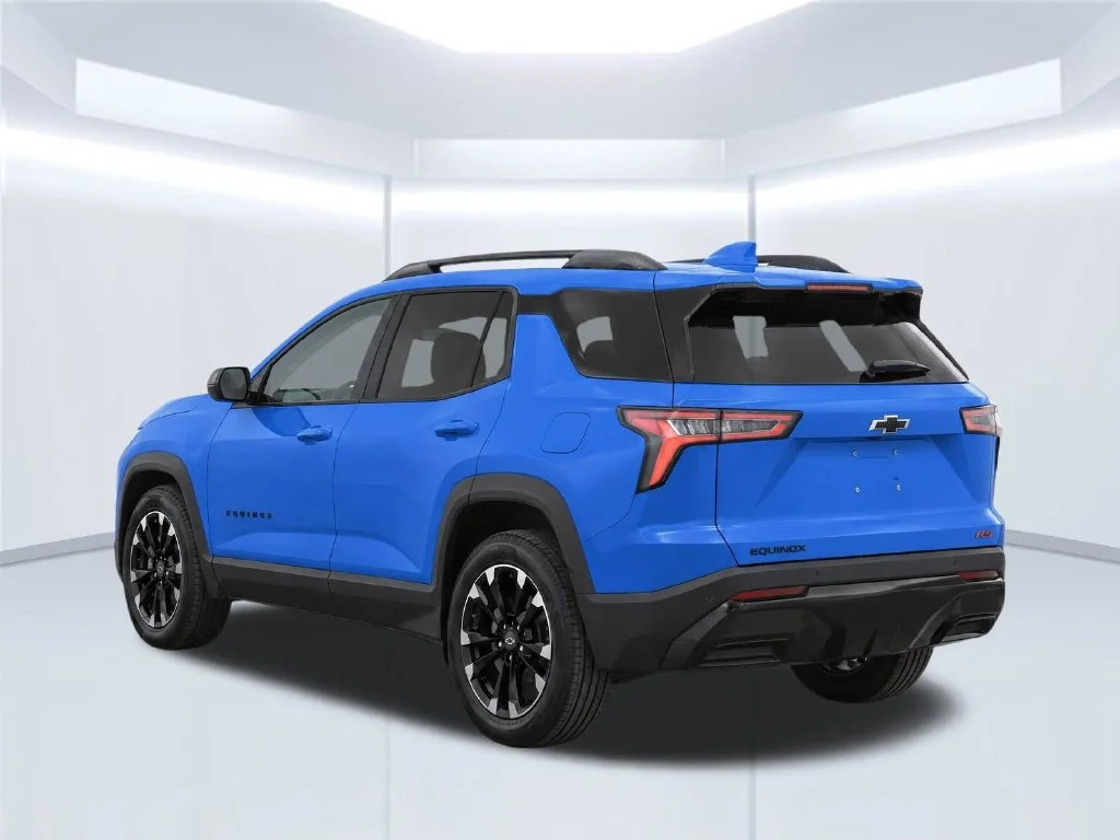 Certified Used 2025 Blue Chevrolet RS image 5