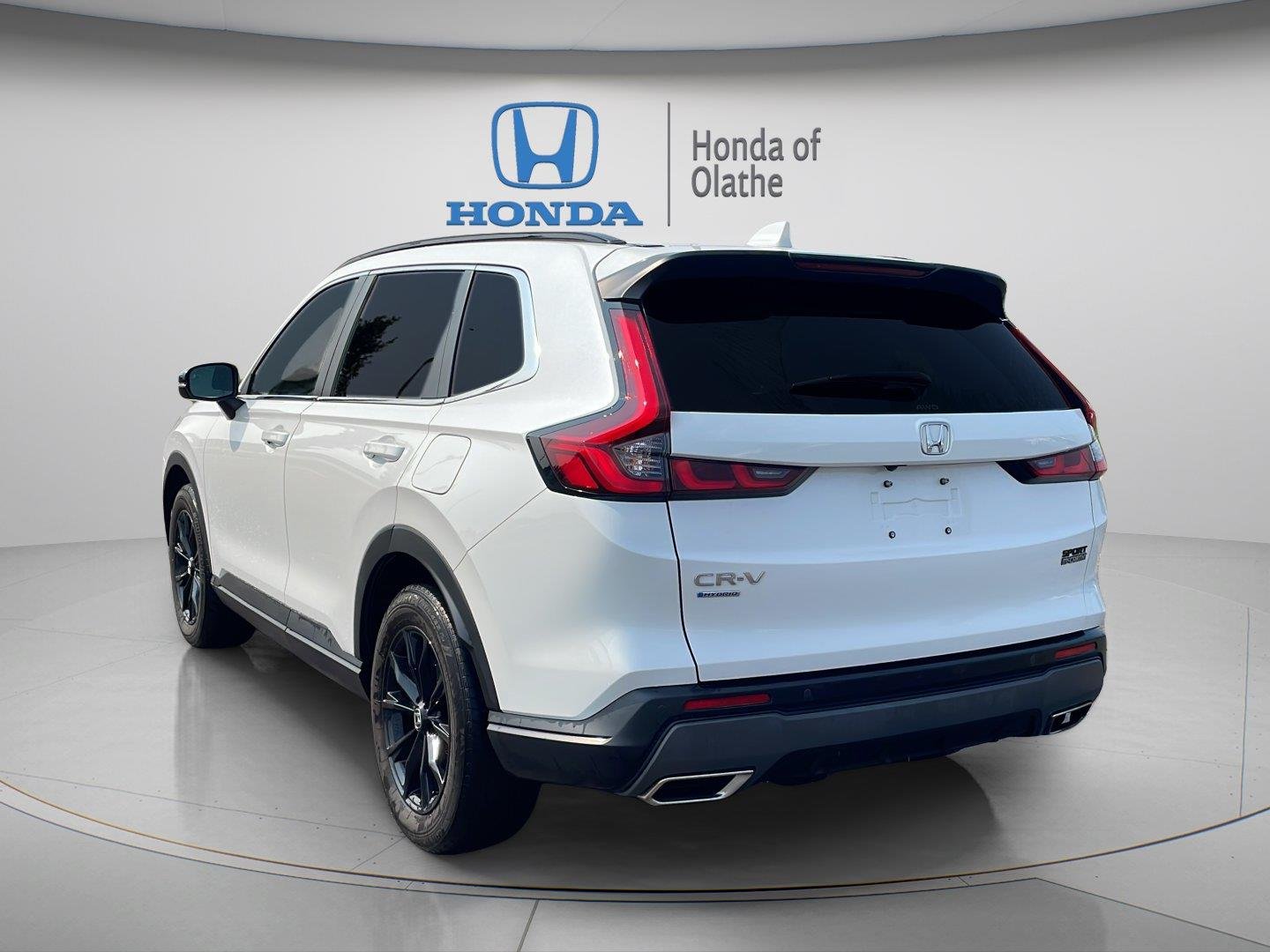 Certified Used 2025 Platinum White Pearl Honda Sport-L image 5