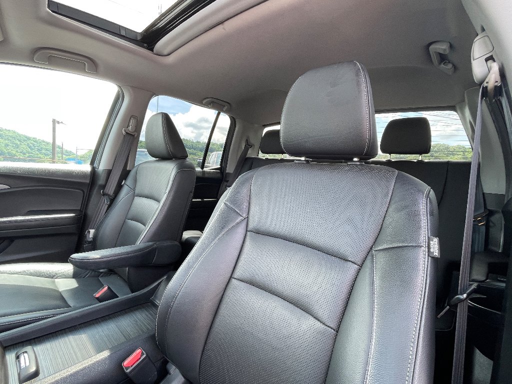 Used 2023 Platinum White Pearl Honda RTL-E image 14