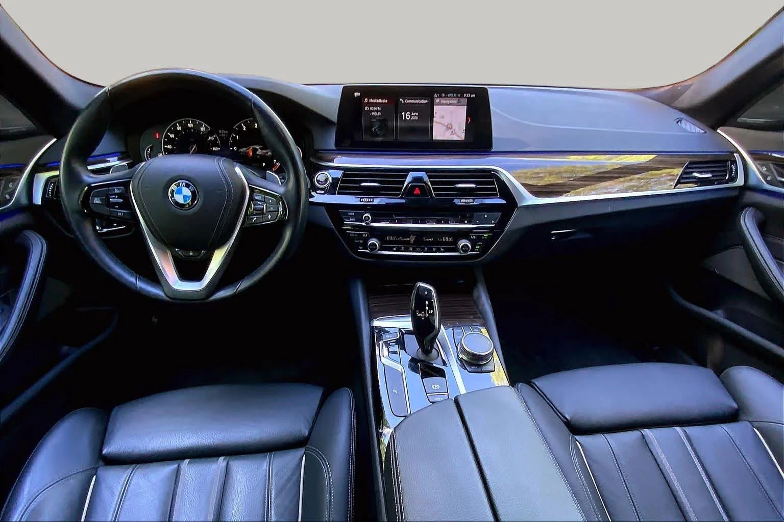 Used 2017 Dark Graphite Metallic BMW 540i xDrive image 15