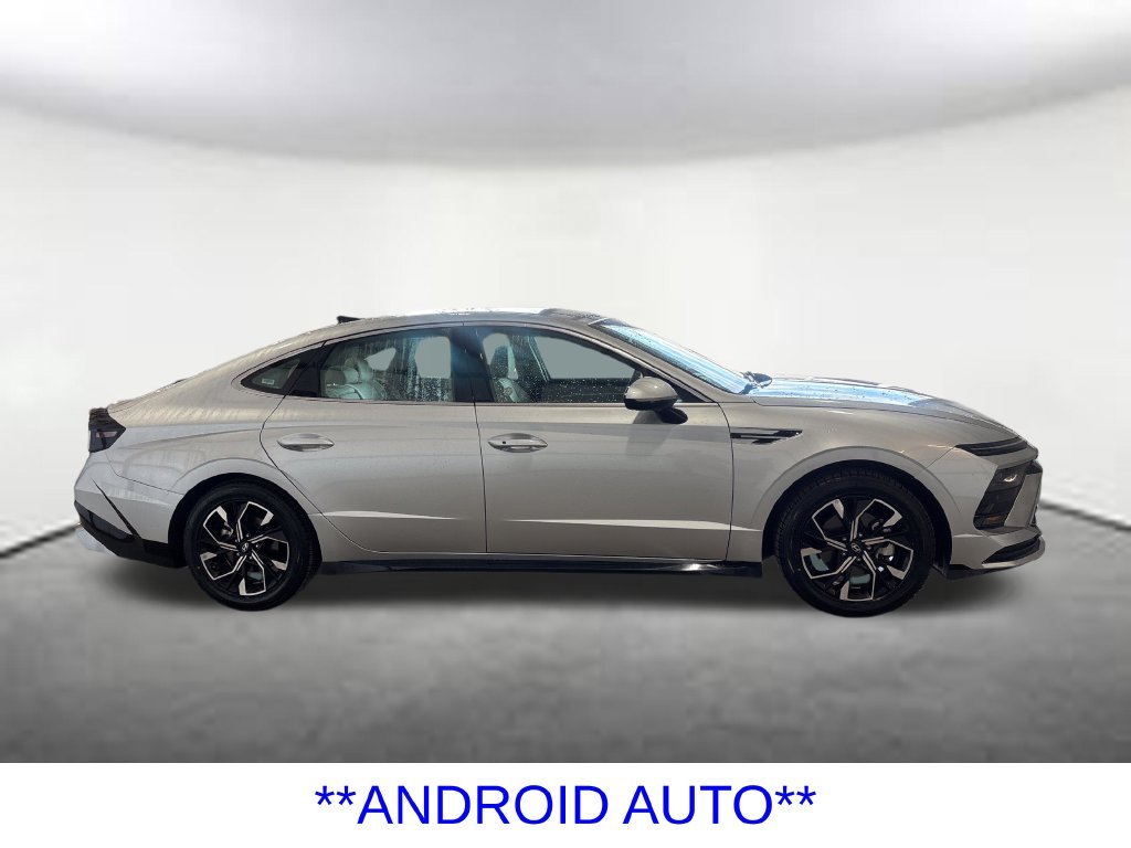 Certified Used 2025 Silver Hyundai SEL image 6