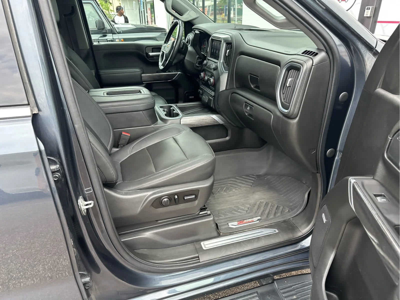 Used 2021 Shadow Gray Metallic Chevrolet LTZ image 5