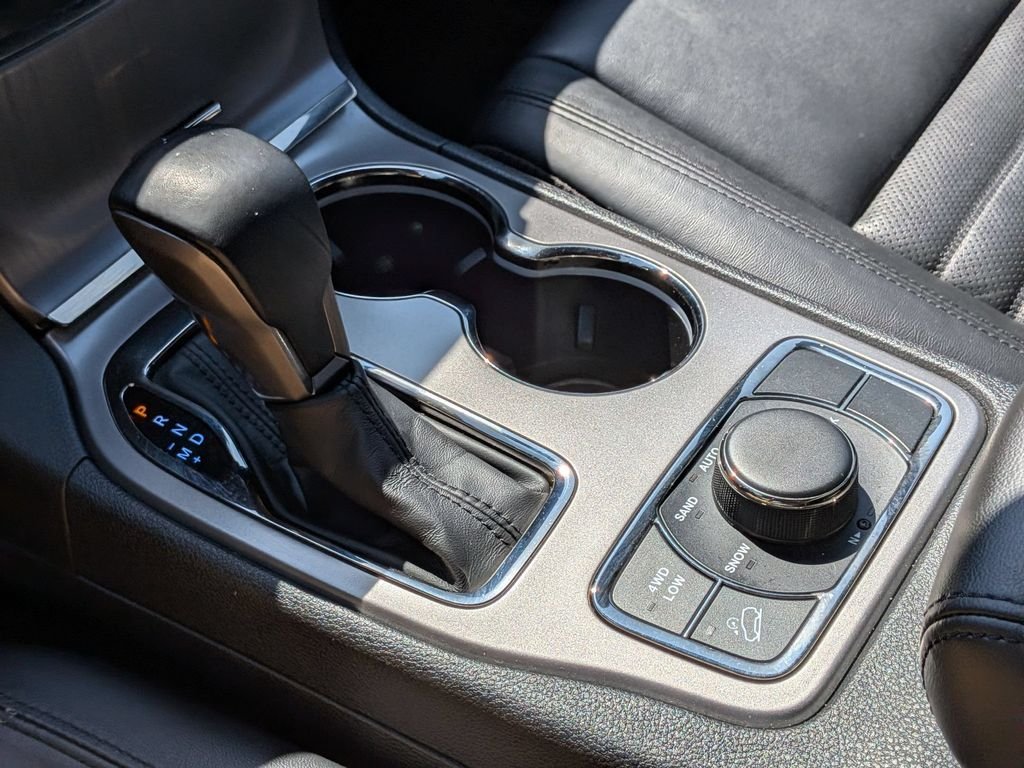 Used 2021 White Jeep Limited X image 17